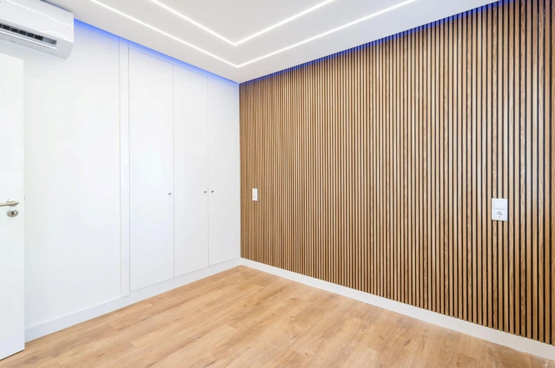 Apartamento T2 para Venda em Quarteira Foto 11