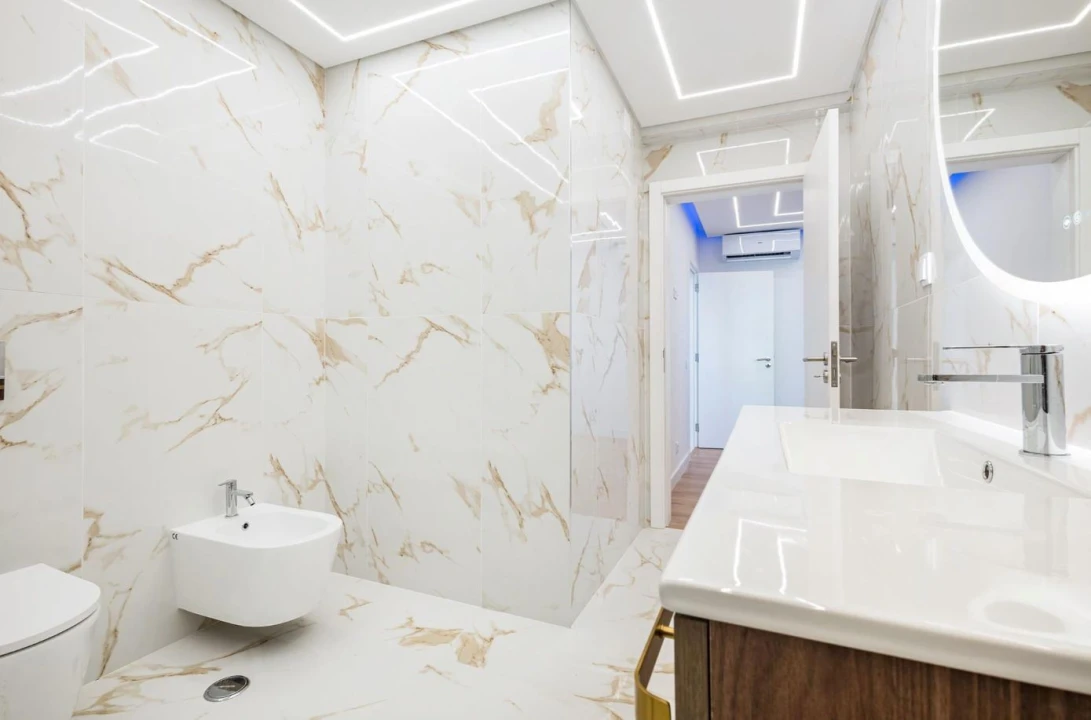 Apartamento T2 para Venda em Quarteira Foto 19