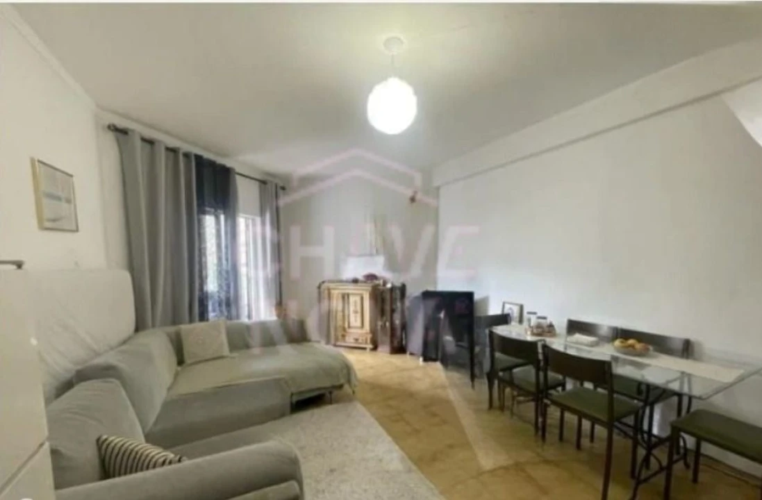 Apartamento T2 para Venda em Quarteira Foto 2