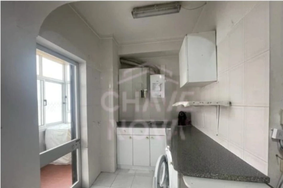 Apartamento T2 para Venda em Quarteira Foto 12