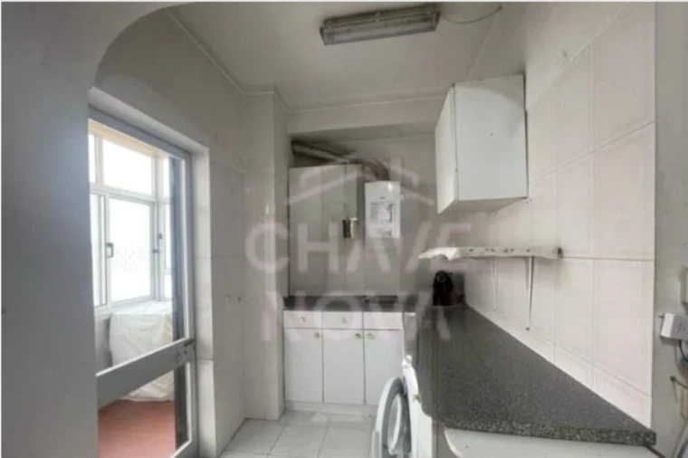 Apartamento T2 para Venda em Quarteira Foto 12