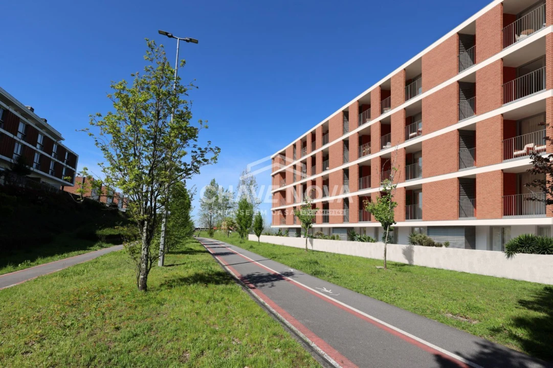 Apartamento T4 para Venda em Costa Foto 12