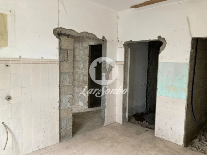 Moradia T2 para Venda em Santa Cruz da Graciosa Foto 7