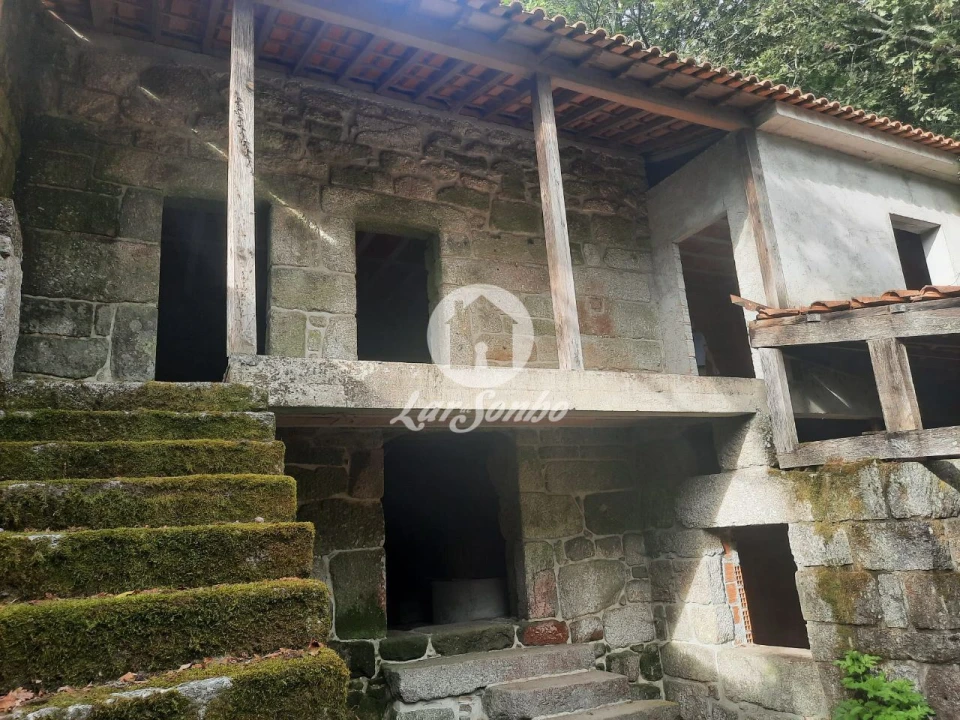 Moradia T2 para Venda em Moreira do Rei e Várzea Cova Foto 1