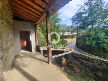 Moradia T2 para Venda em Moreira do Rei e Várzea Cova