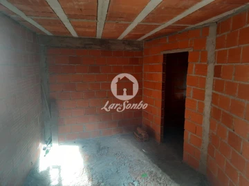 Moradia T2 para Venda em Moreira do Rei e Várzea Cova
