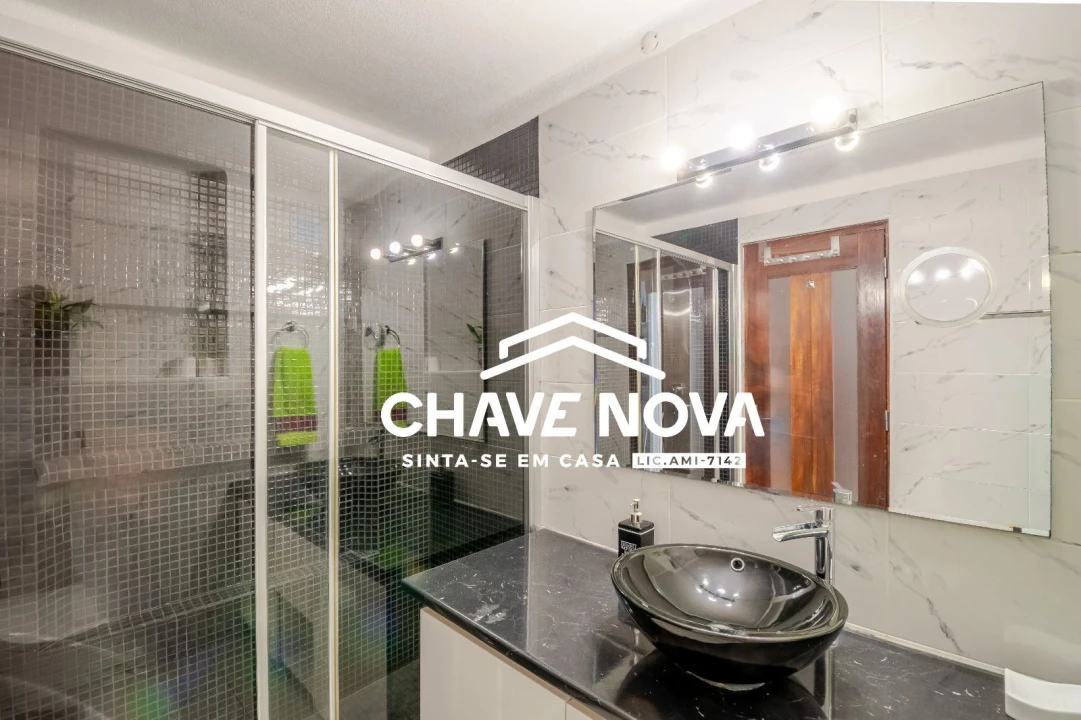 Apartamento T3 para Venda em Quarteira Foto 10