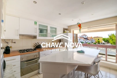 Apartamento T3 para Venda em Quarteira