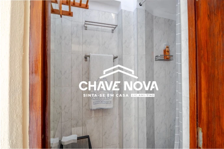 Apartamento T3 para Venda em Quarteira Foto 11