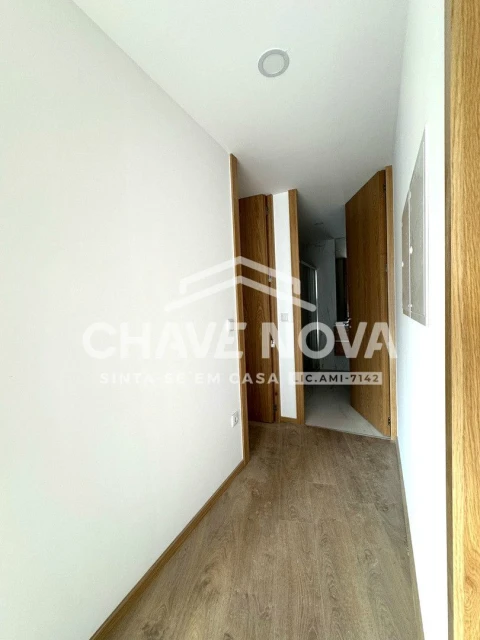 Apartamento T2 para Arrendamento em Ramalde