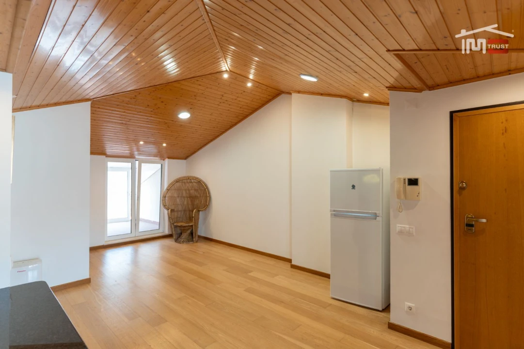 Apartamento T1 para Arrendamento em Fatima Foto 8