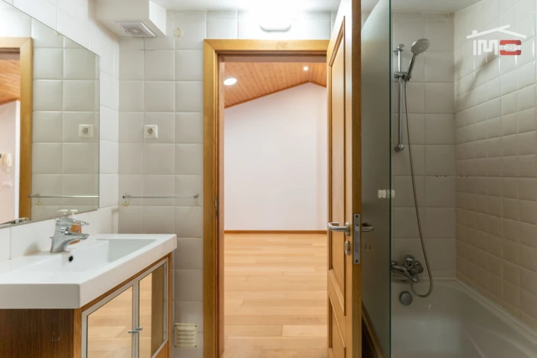 Apartamento T1 para Arrendamento em Fatima Foto 6