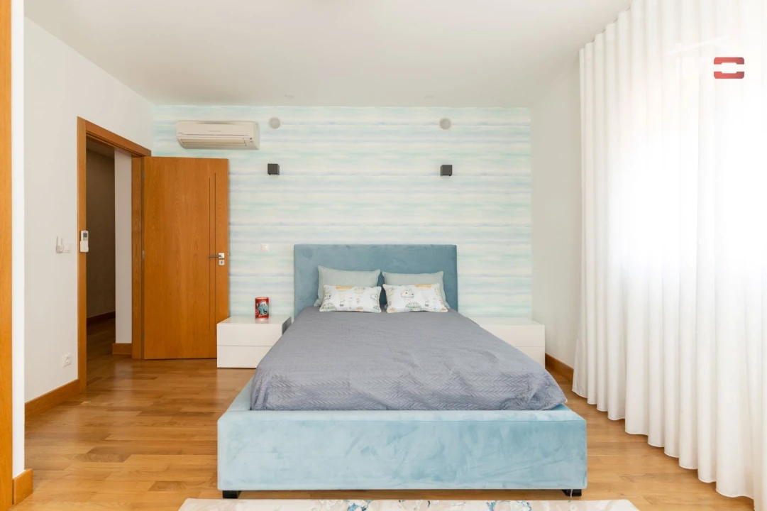 Moradia T5 para Venda em São João Baptista e Santa Maria dos Olivais Foto 30