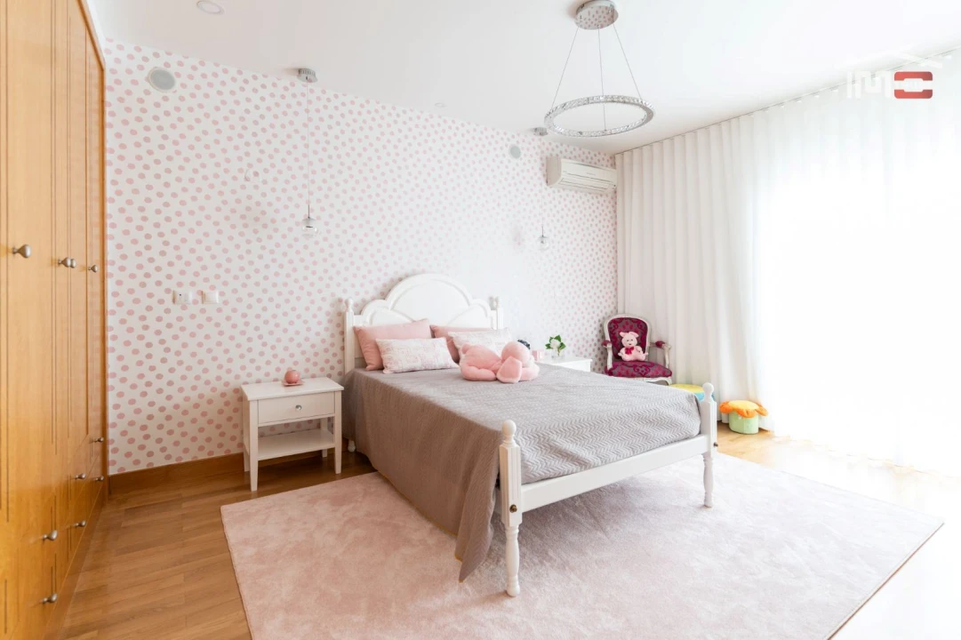 Moradia T5 para Venda em São João Baptista e Santa Maria dos Olivais Foto 31