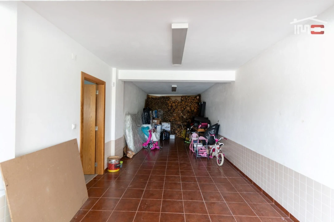 Moradia T5 para Venda em São João Baptista e Santa Maria dos Olivais Foto 39