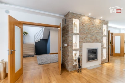 Moradia T5 para Venda em São João Baptista e Santa Maria dos Olivais