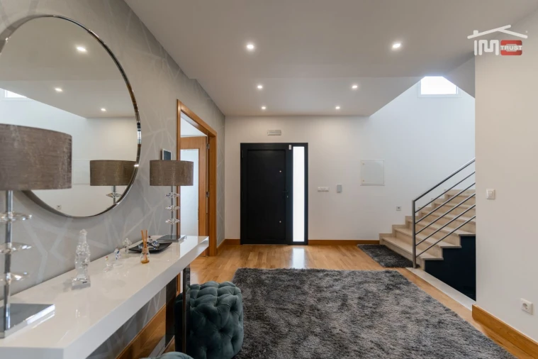 Moradia T5 para Venda em São João Baptista e Santa Maria dos Olivais Foto 17