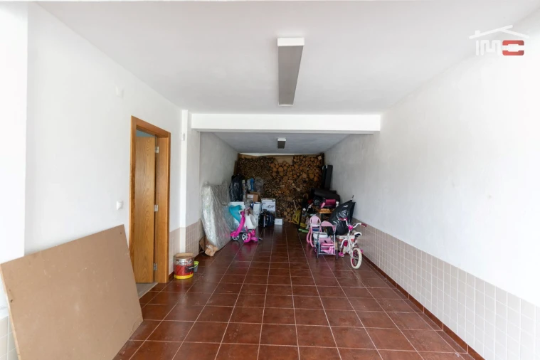 Moradia T5 para Venda em São João Baptista e Santa Maria dos Olivais Foto 39