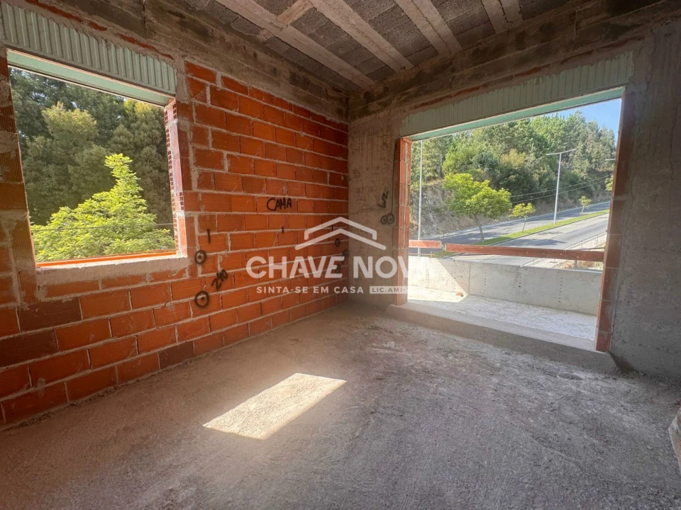 Apartamento T3 para Venda em O. Azeméis, Riba-Ul, Ul, Macinhata Seixa, Madail Foto 12