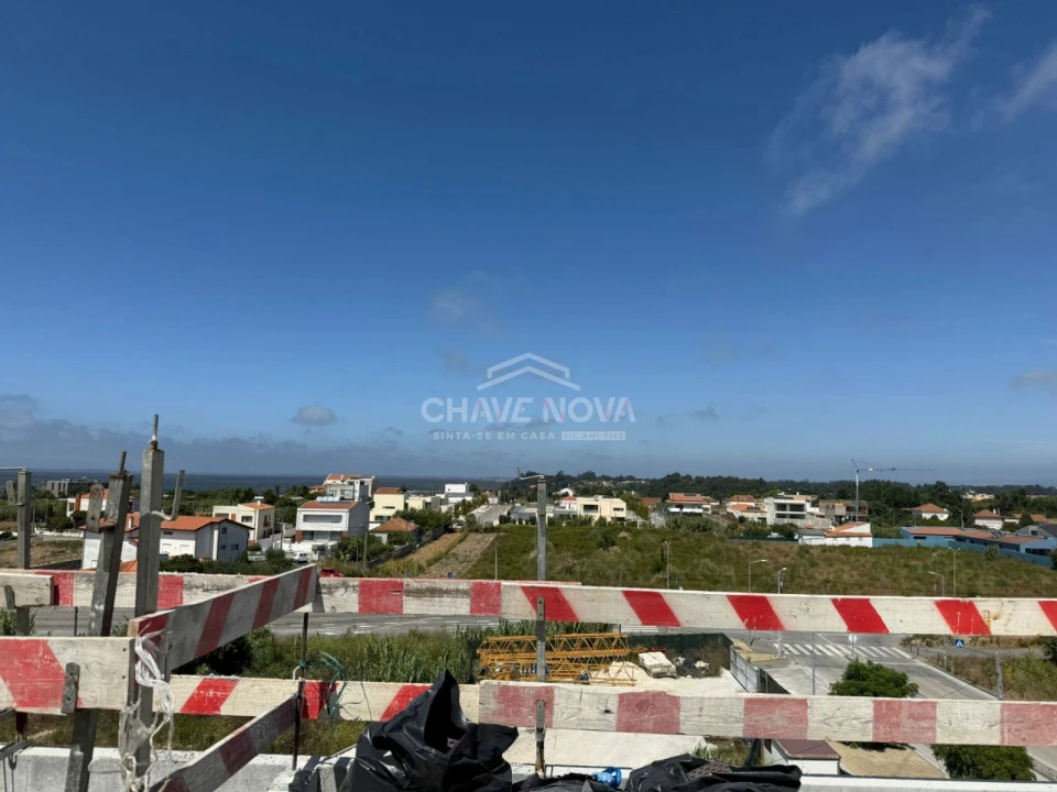 Apartamento T2 para Venda em Glória e Vera Cruz Foto 12
