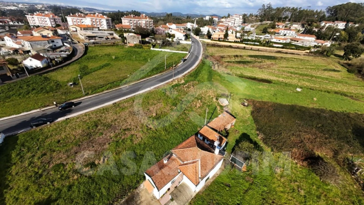 Terreno para Venda em O. Azeméis, Riba-Ul, Ul, Macinhata Seixa, Madail Foto 4