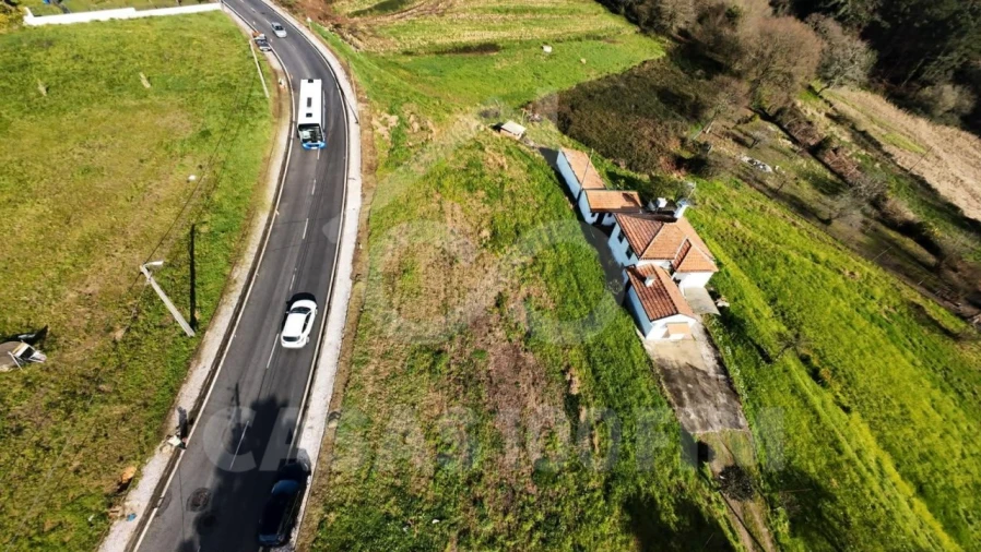 Terreno para Venda em O. Azeméis, Riba-Ul, Ul, Macinhata Seixa, Madail Foto 3