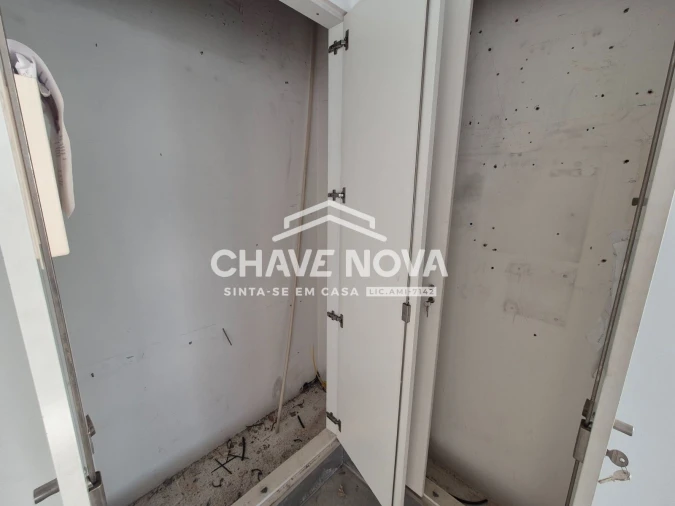 Loja para Arrendamento em Albufeira e Olhos de Água Foto 9