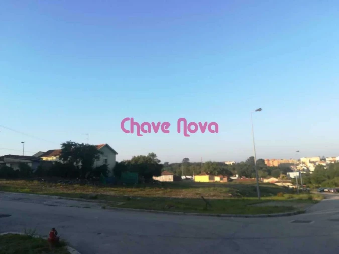 Terreno P/ Prédio para Venda em Vilar de Andorinho Foto 8