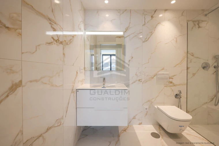Apartamento T1 para Venda em Esgueira Foto 17