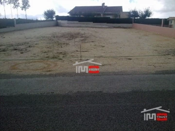 Terreno Misto para Arrendamento em São Mamede