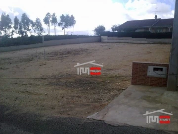 Terreno Misto para Arrendamento em São Mamede