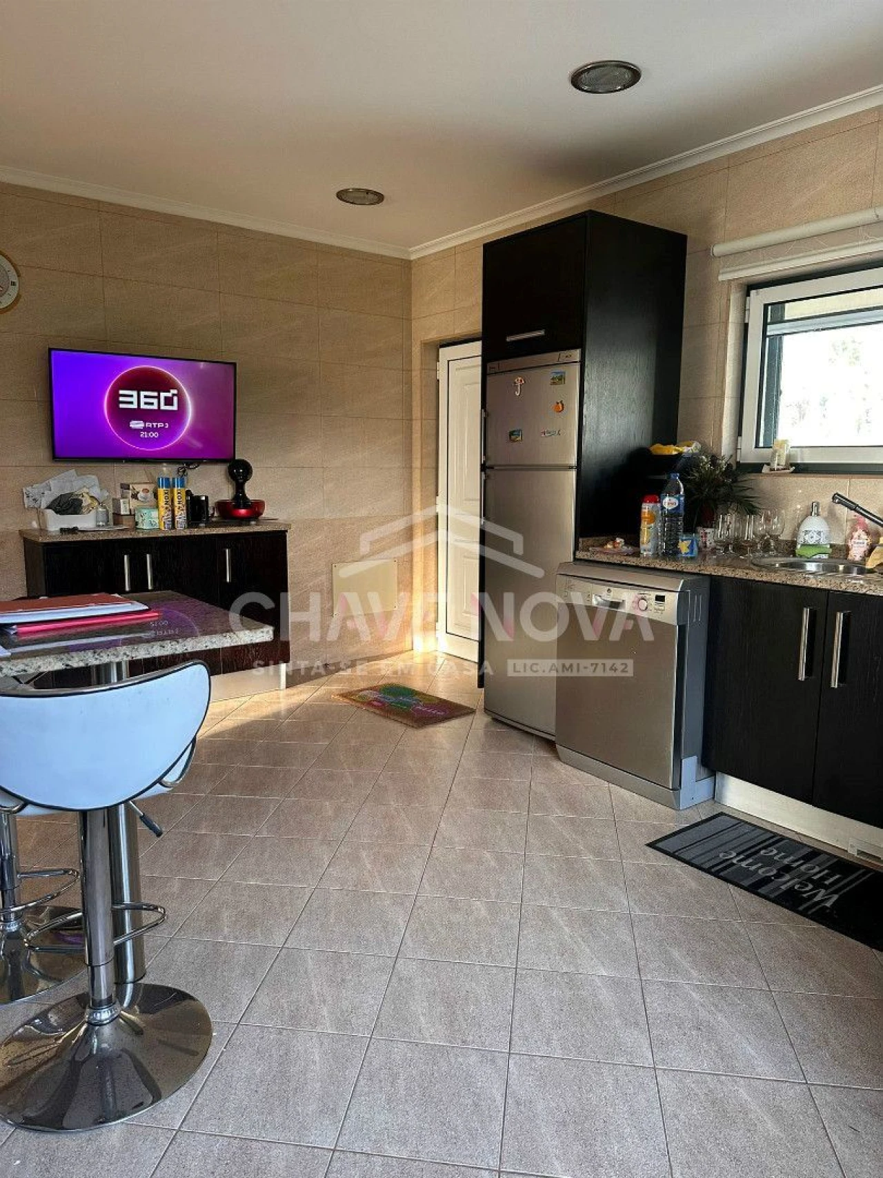 Moradia T3 para Venda em Alquerubim Foto 4