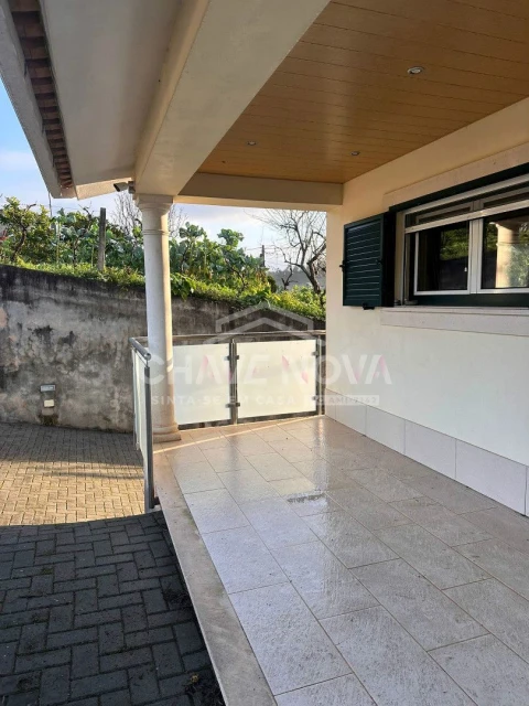 Moradia T3 para Venda em Alquerubim