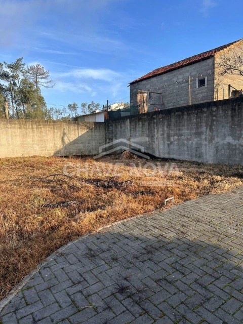 Moradia T3 para Venda em Alquerubim