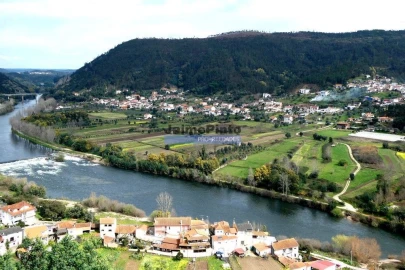 Moradia T2 para Venda em São Pedro de Alva e São Paio de Mondego