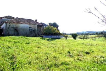 Moradia T2 para Venda em São Pedro de Alva e São Paio de Mondego