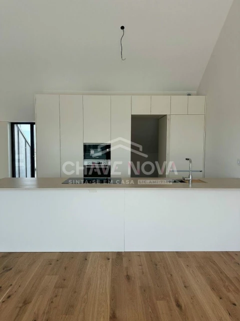 Apartamento T3 para Venda em Glória e Vera Cruz