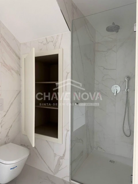 Apartamento T3 para Venda em Glória e Vera Cruz