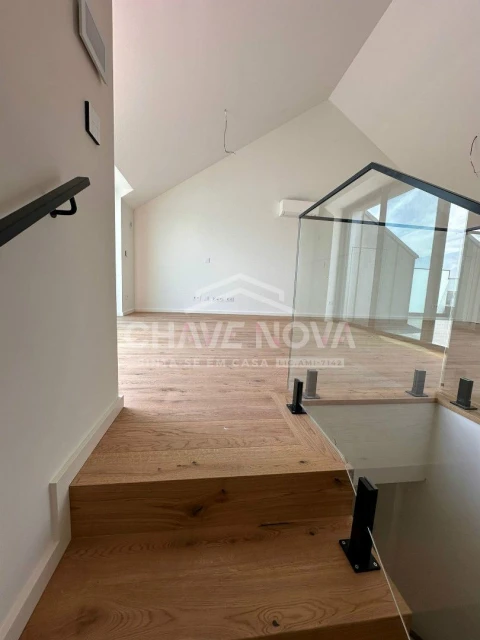 Apartamento T3 para Venda em Glória e Vera Cruz