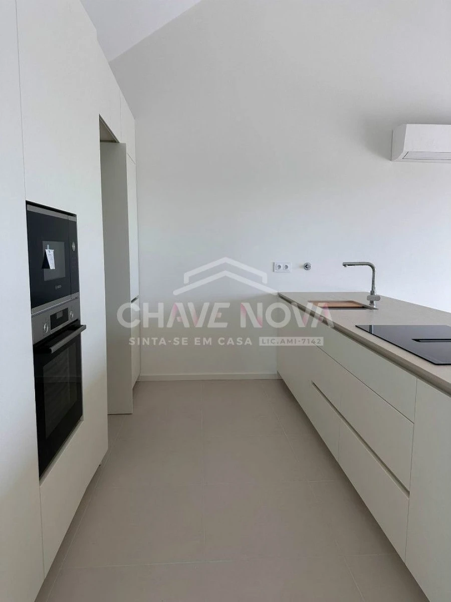 Apartamento T3 para Venda em Glória e Vera Cruz Foto 3