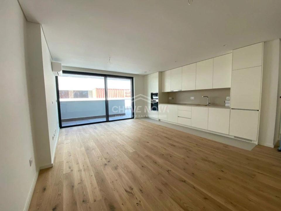 Apartamento T2 para Venda em Glória e Vera Cruz Foto 2
