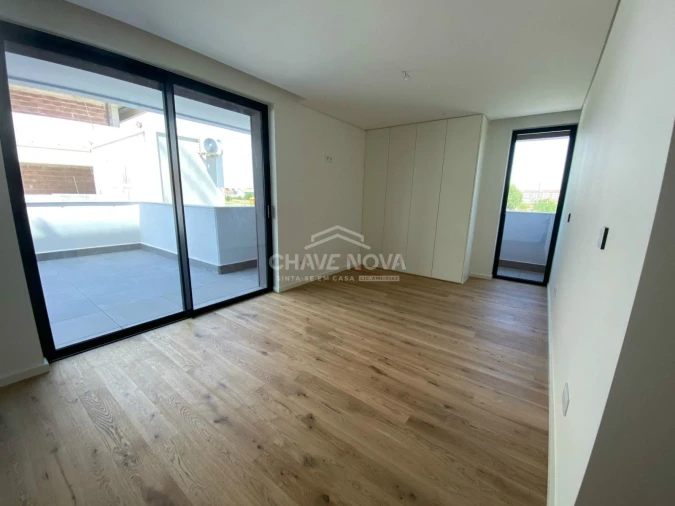 Apartamento T2 para Venda em Glória e Vera Cruz Foto 5