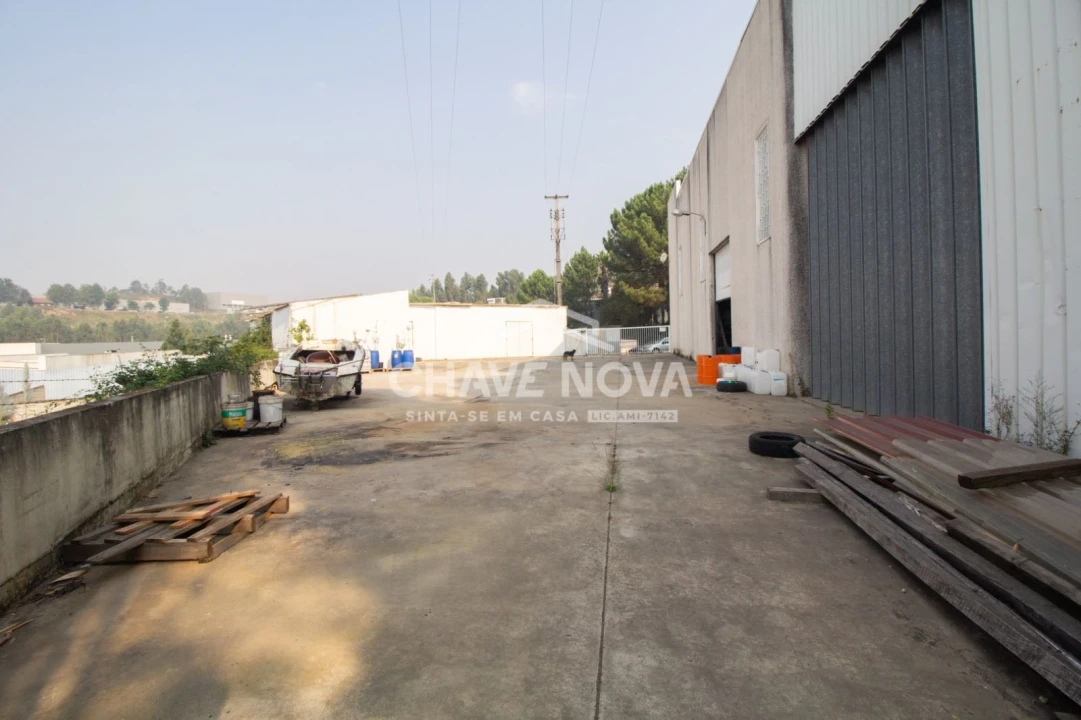 Armazém para Venda em Fânzeres e São Pedro da Cova Foto 9