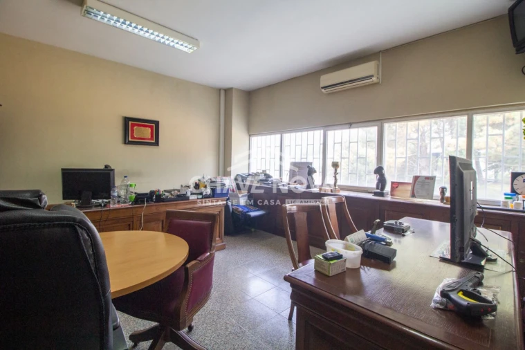 Armazém para Venda em Fânzeres e São Pedro da Cova Foto 16