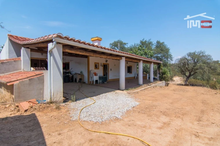 Quinta T0 para Venda em Esperança Foto 2