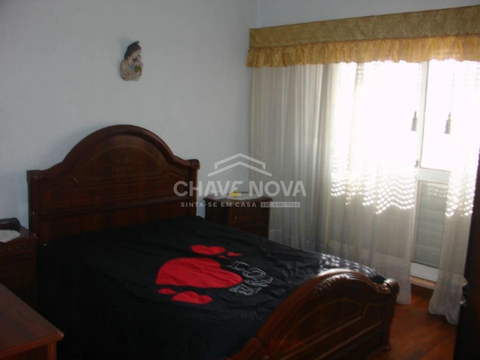 Apartamento T3 para Venda em Campanhã Foto 6