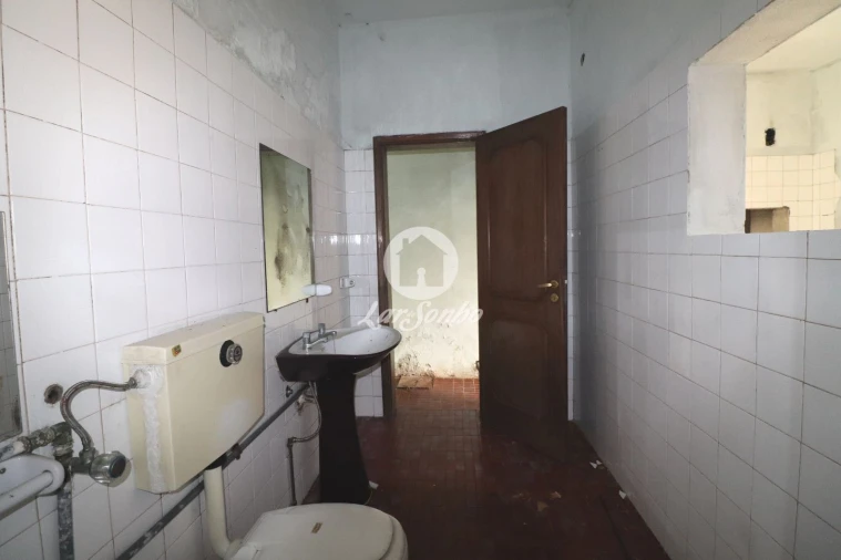 Moradia T6 para Venda em Madalena Foto 22