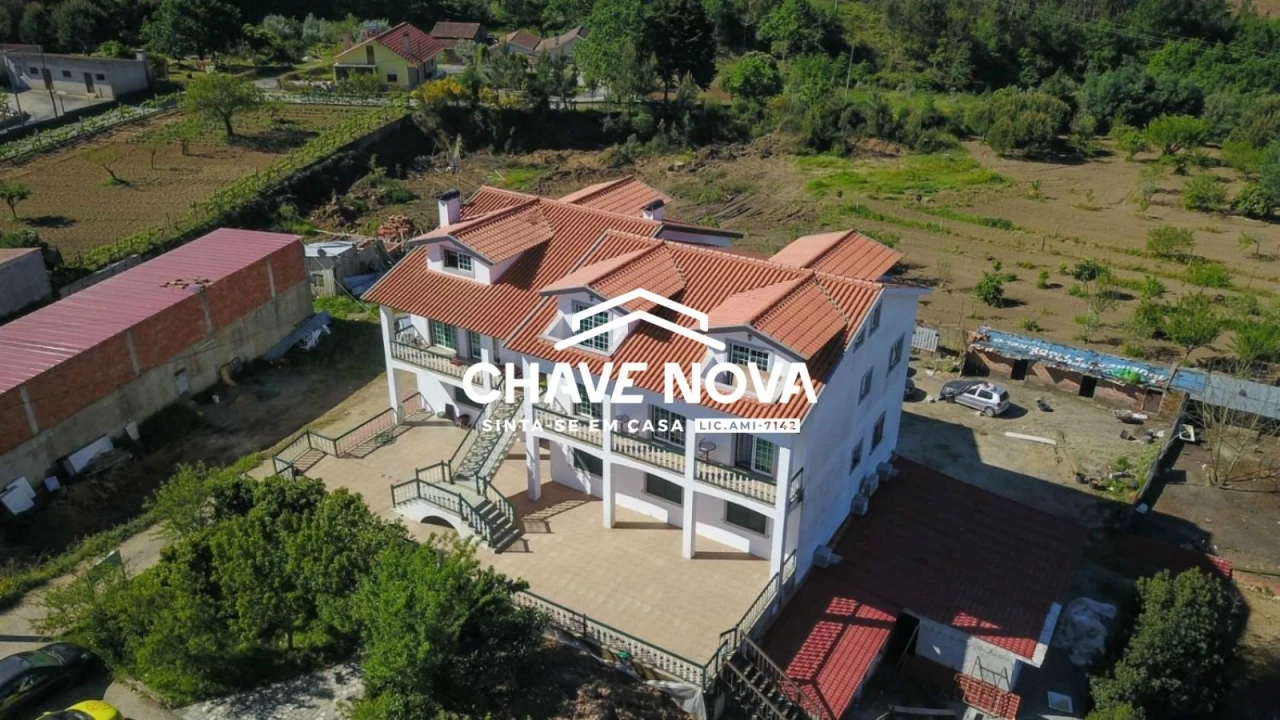 Moradia T15 para Venda em Espariz e Sinde Foto 1