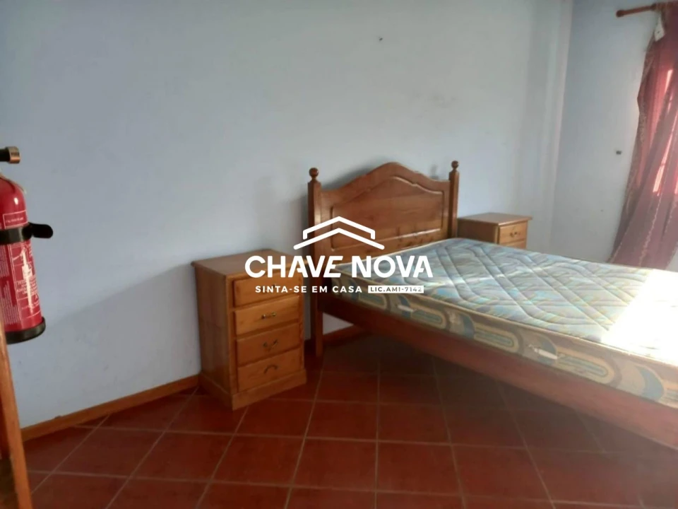 Moradia T15 para Venda em Espariz e Sinde Foto 10