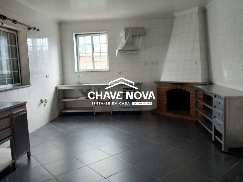 Moradia T15 para Venda em Espariz e Sinde Foto 22